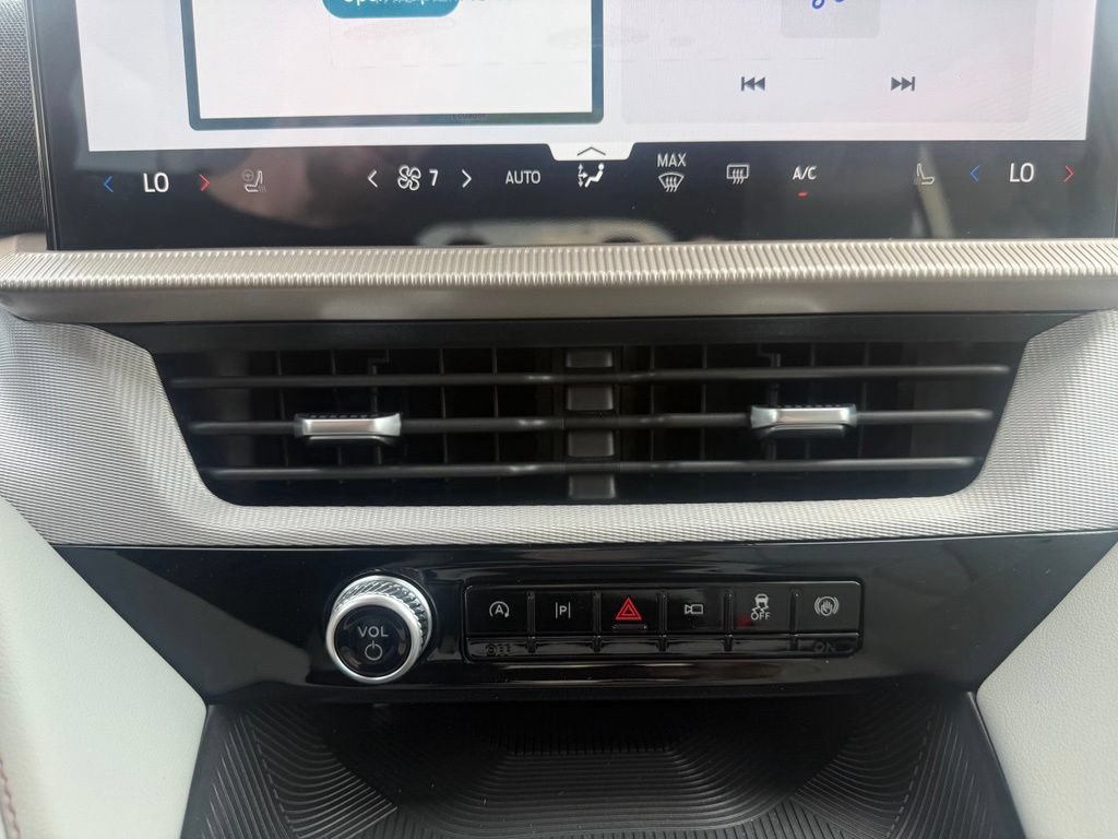 New 2026 Ford Explorer Active w/ Active Comfort Package AWD/4WD image 20