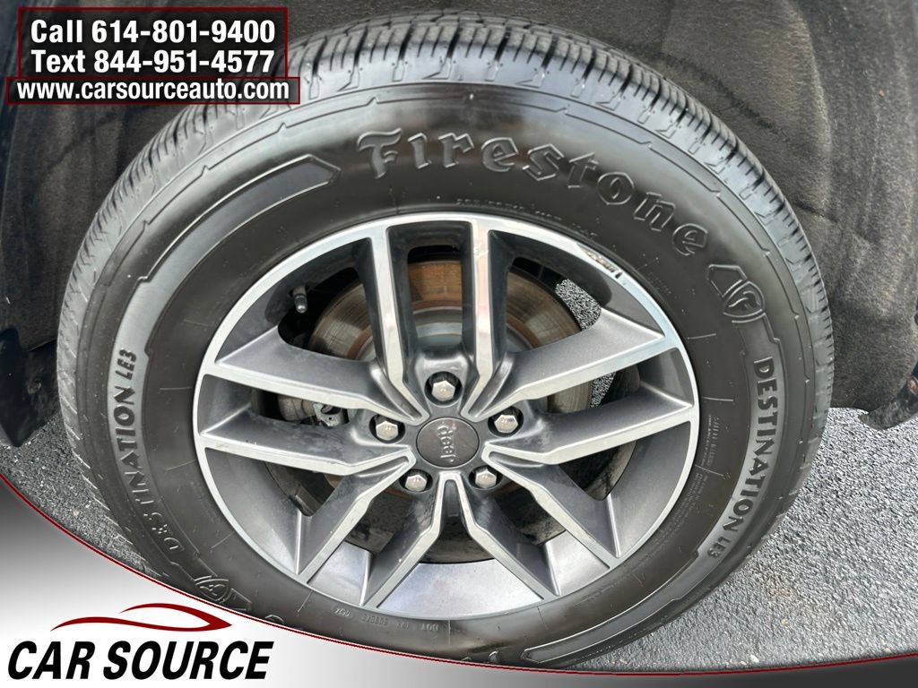 Used 2019 Jeep Grand Cherokee Limited AWD/4WD image 20