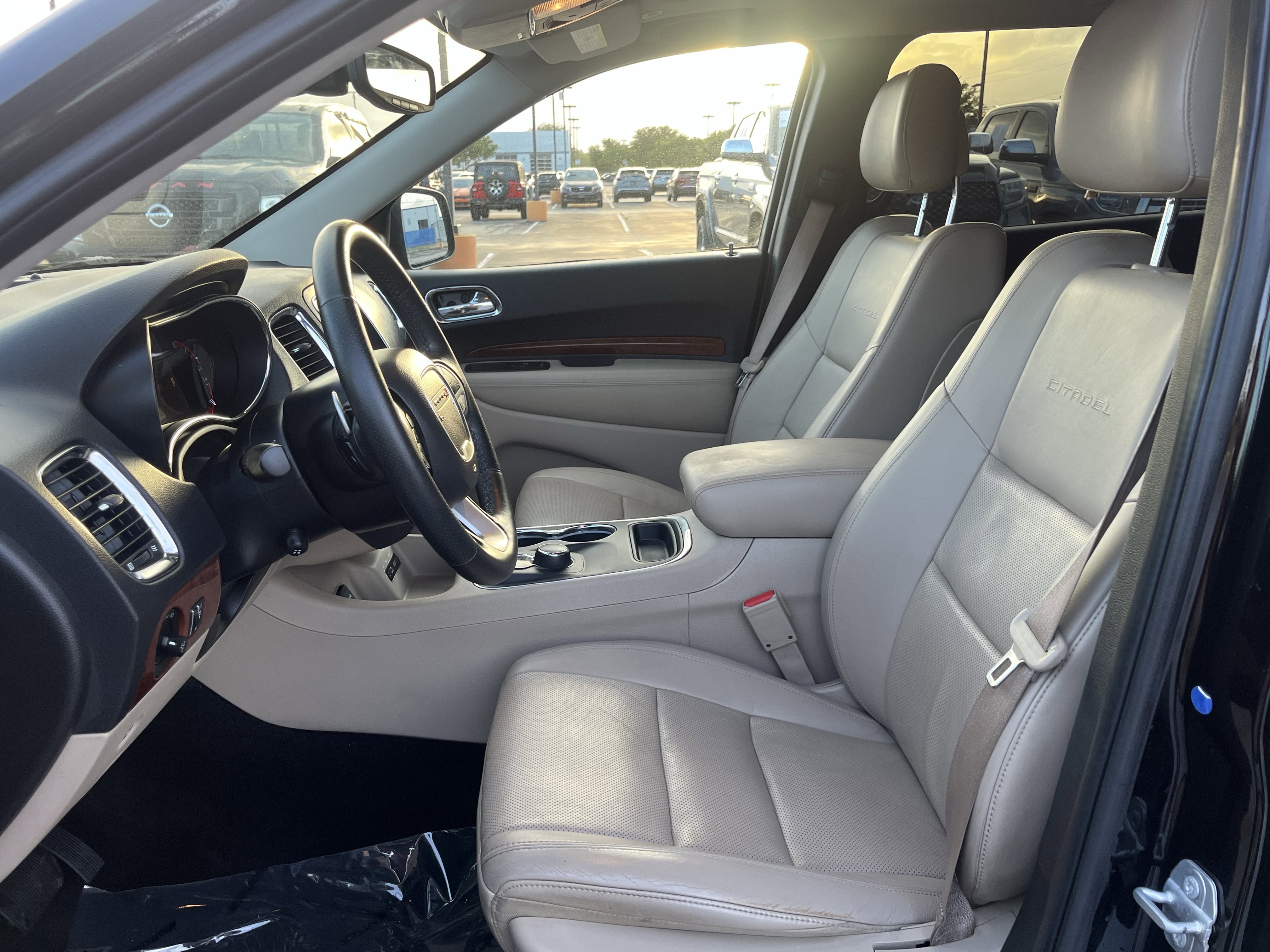 Used 2017 Dodge Durango Citadel w/ Technology Group image 29