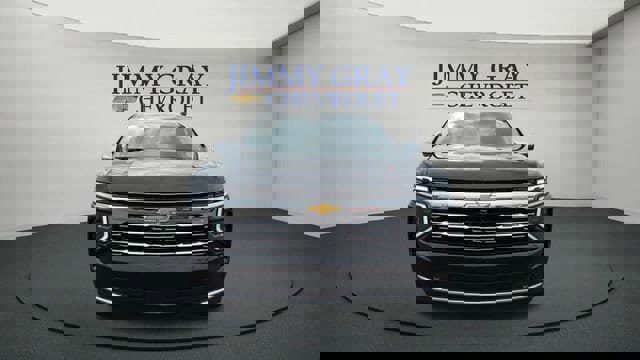 New 2026 Chevrolet Suburban Premier w/ Sun And Tow Package image 8