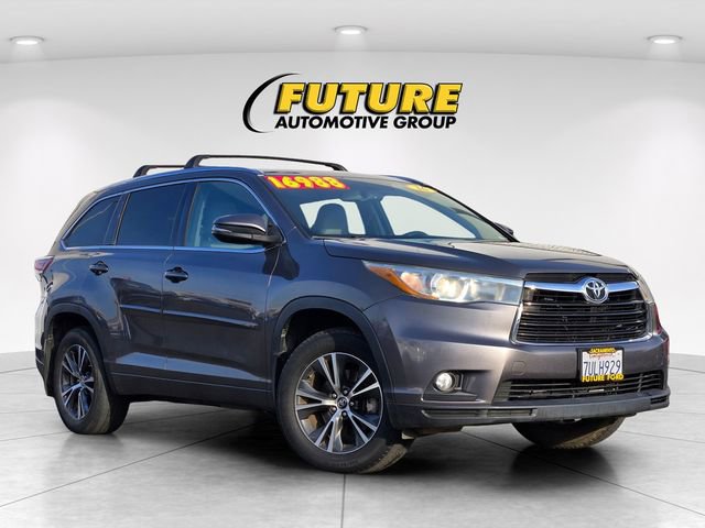 Used 2016 Toyota Highlander XLE