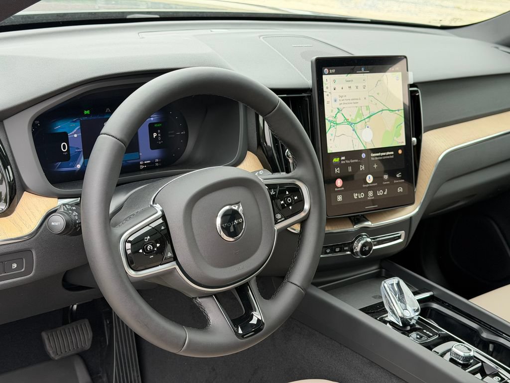 New 2026 Volvo XC60 T8 Plus w/ Protection Package Premier AWD/4WD image 15