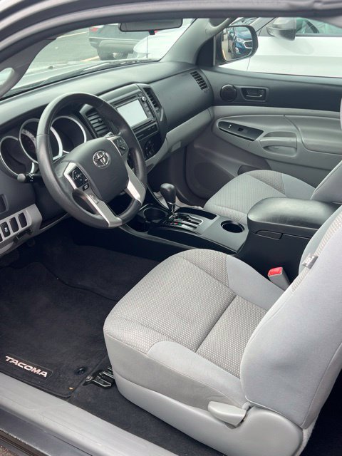 Used 2015 Toyota Tacoma 2WD Access Cab w/ Convenience Package image 6