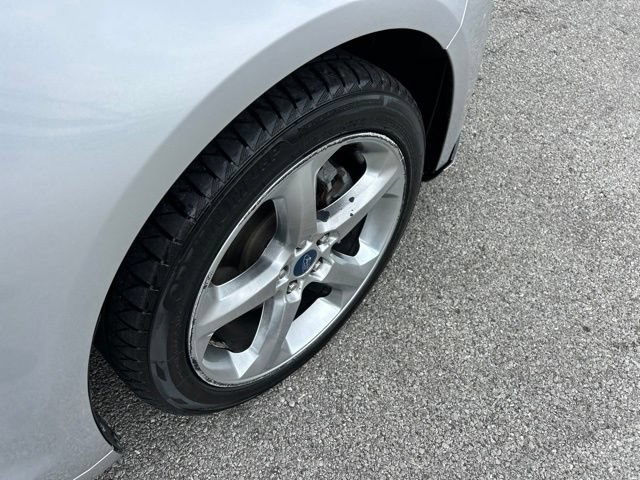 Used 2013 Ford Fusion SE FWD image 21