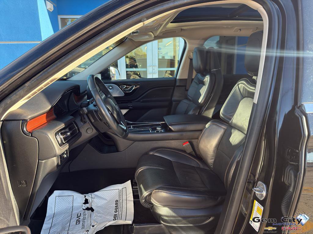 Used 2022 Lincoln Aviator Reserve w/ Equipment Group 201A image 19