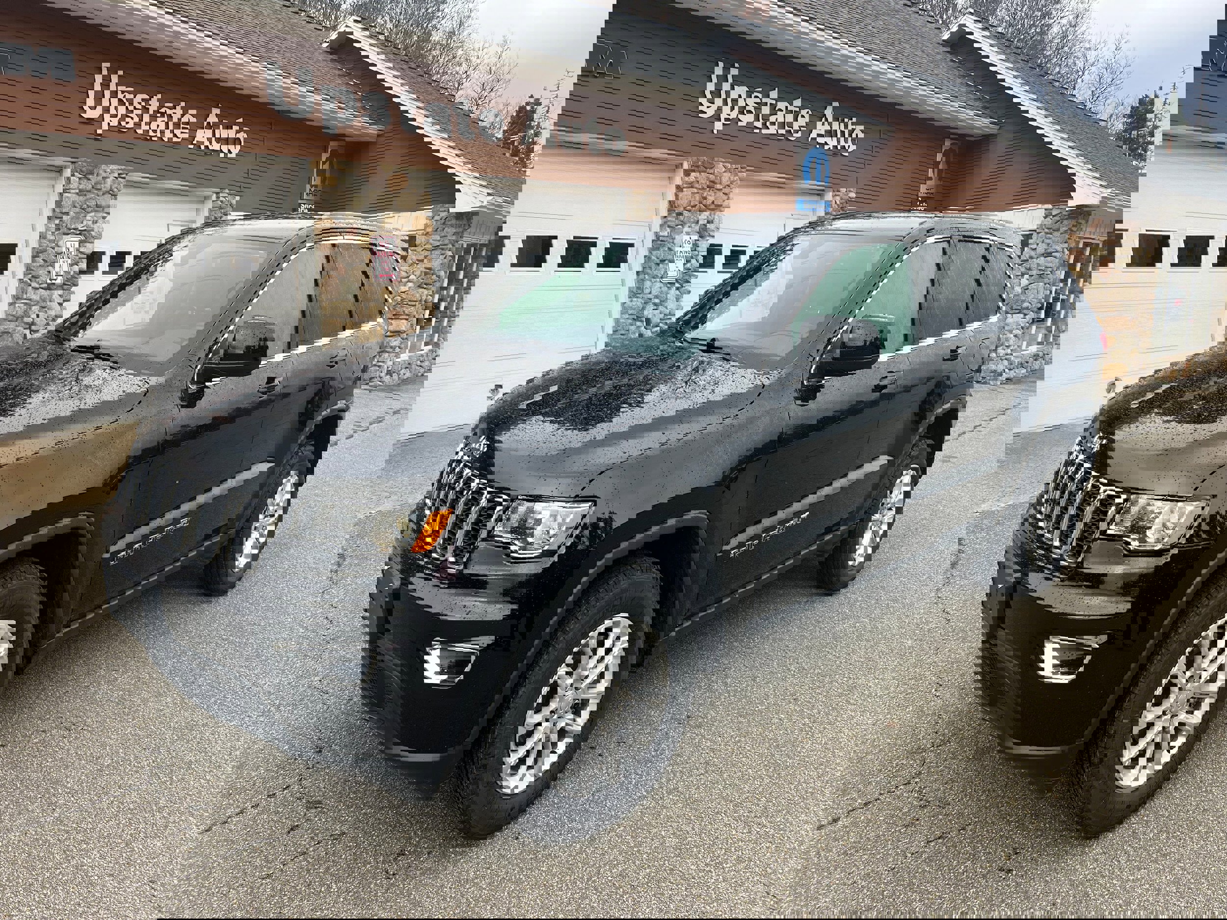 Used 2022 Jeep Grand Cherokee Laredo E w/ Security & Convenience Group