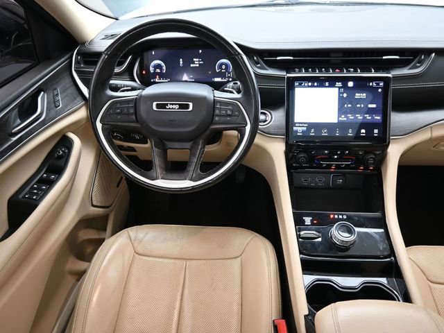 Used 2021 Jeep Grand Cherokee L Limited w/ Luxury Tech Group II image 26