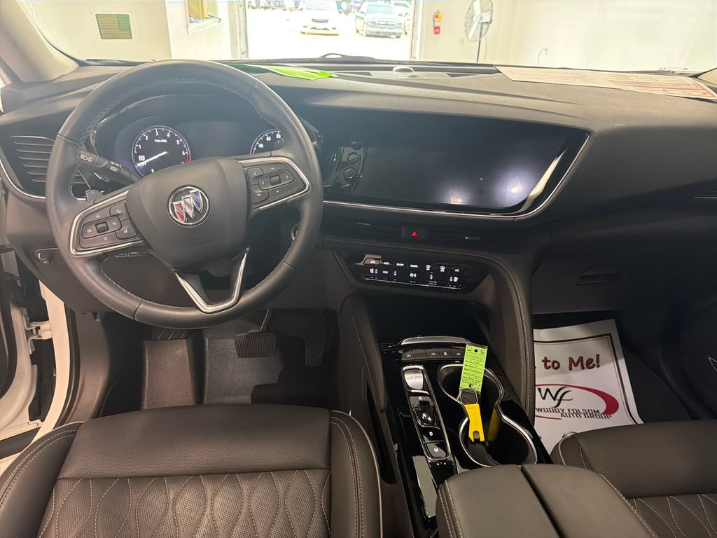 Used 2022 Buick Envision Avenir w/ Technology Package II FWD image 16