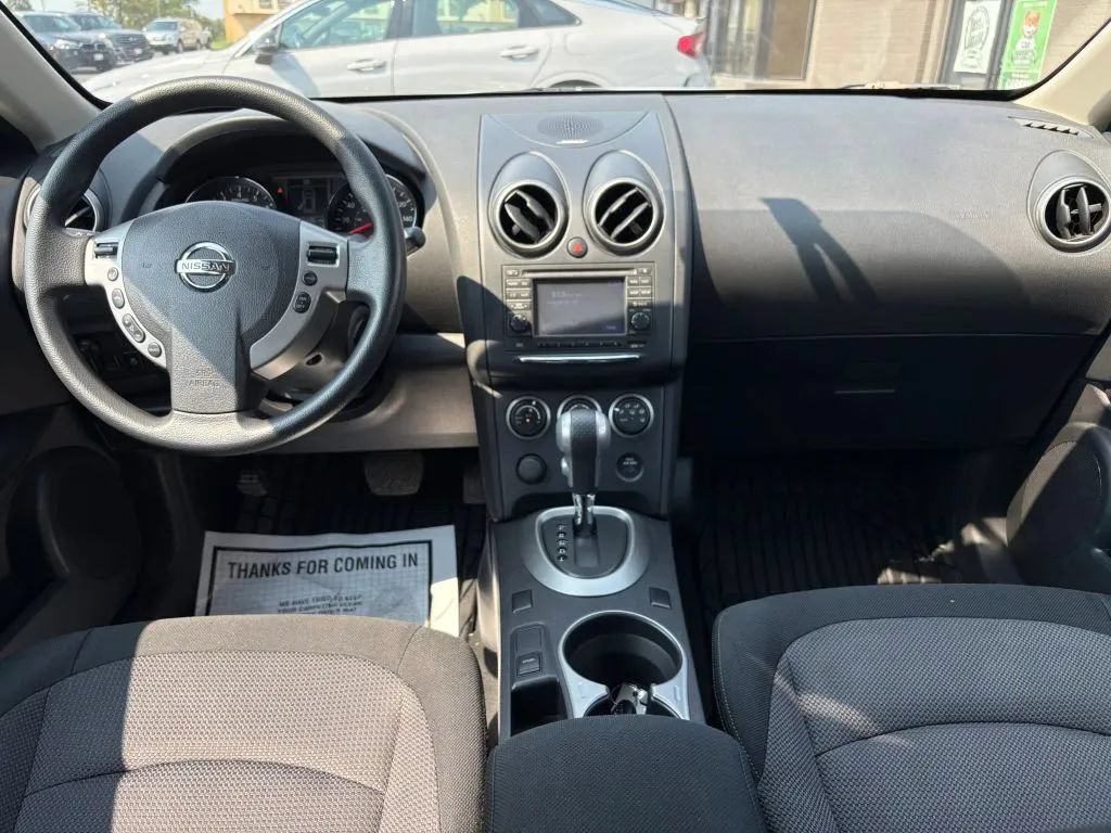 Used 2013 Nissan Rogue SV w/ Premium Pkg AWD/4WD image 11