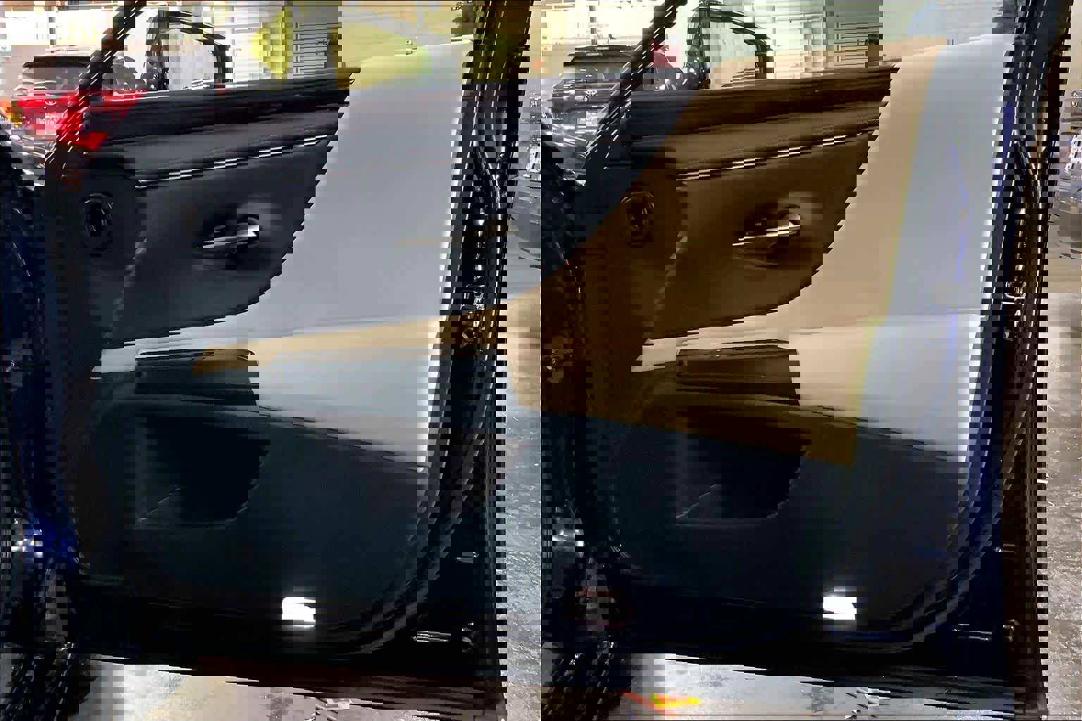 Used 2019 Lexus ES 350 w/ Accessory Package image 21