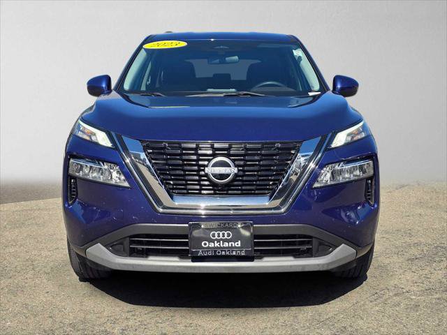 Used 2023 Nissan Rogue SV FWD image 8