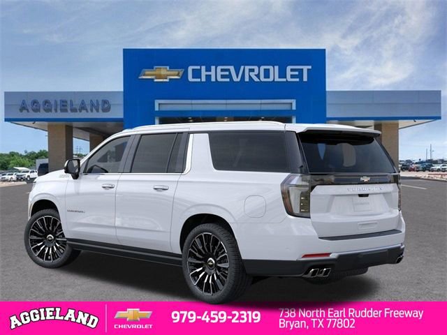 New 2026 Chevrolet Suburban High Country image 3