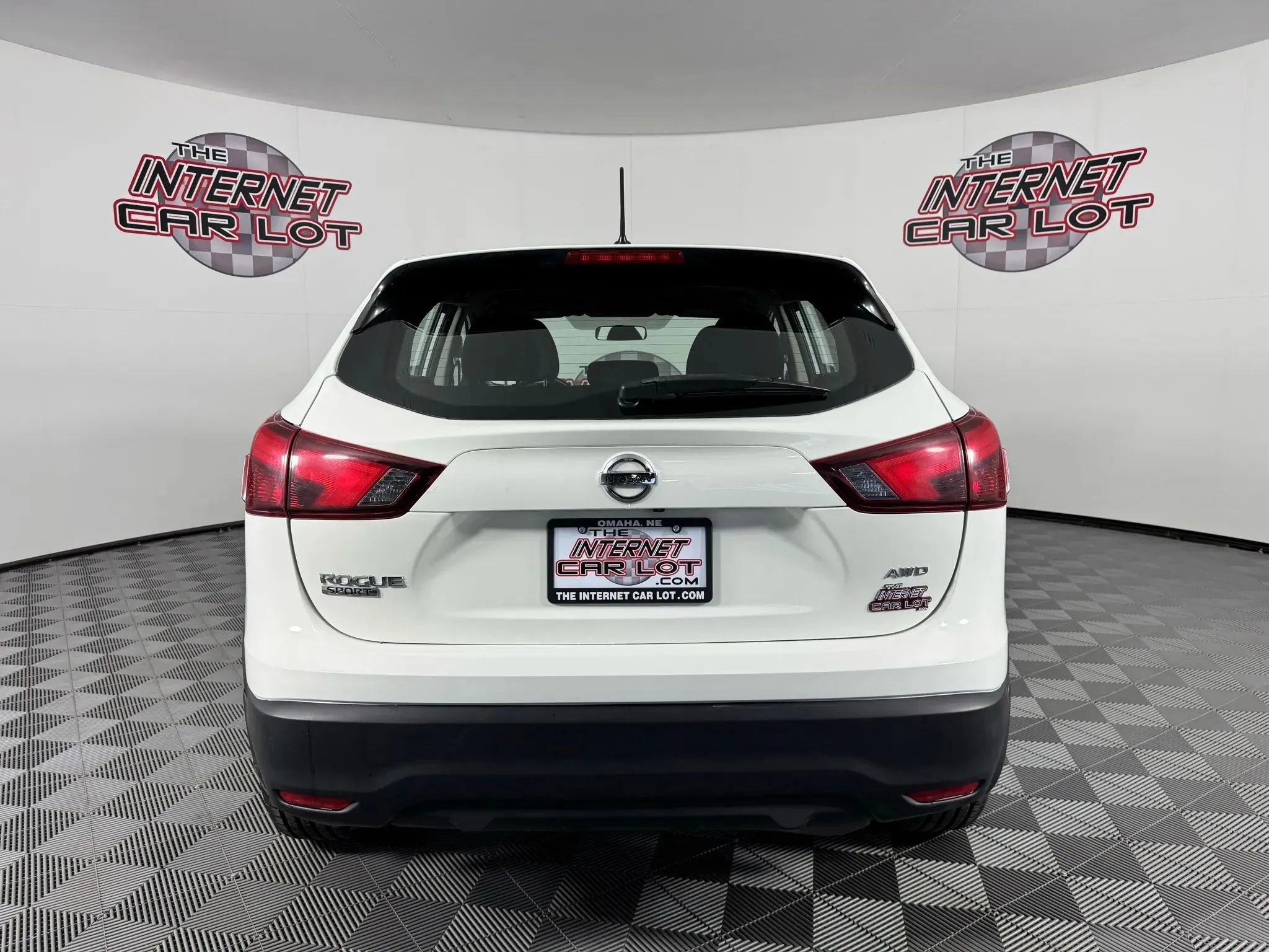 Used 2018 Nissan Rogue Sport S w/ S Appearance Package image 6