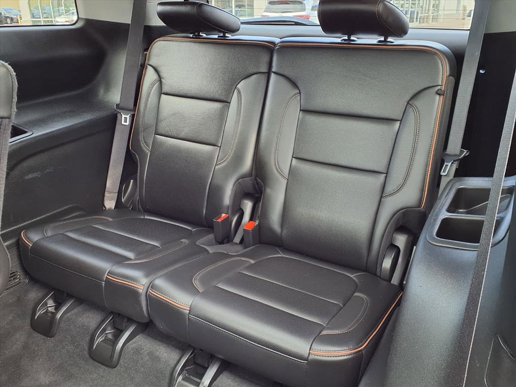 Used 2022 GMC Acadia AT4 w/ Technology Package image 21