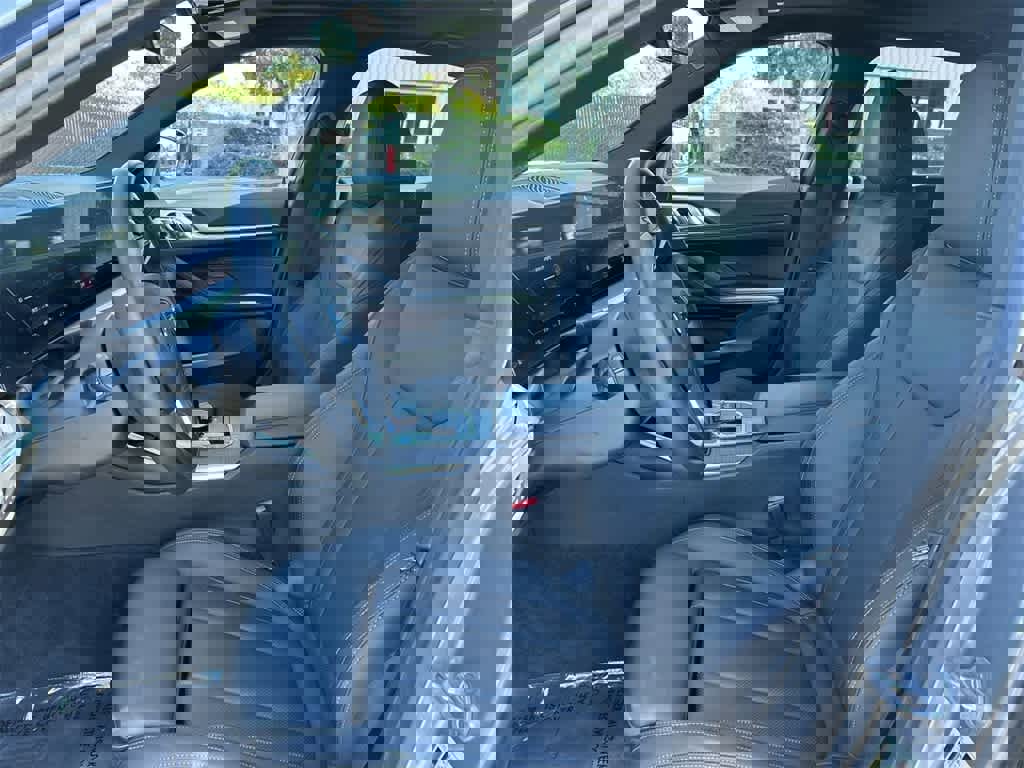 Used 2023 BMW i4 eDrive35 image 34