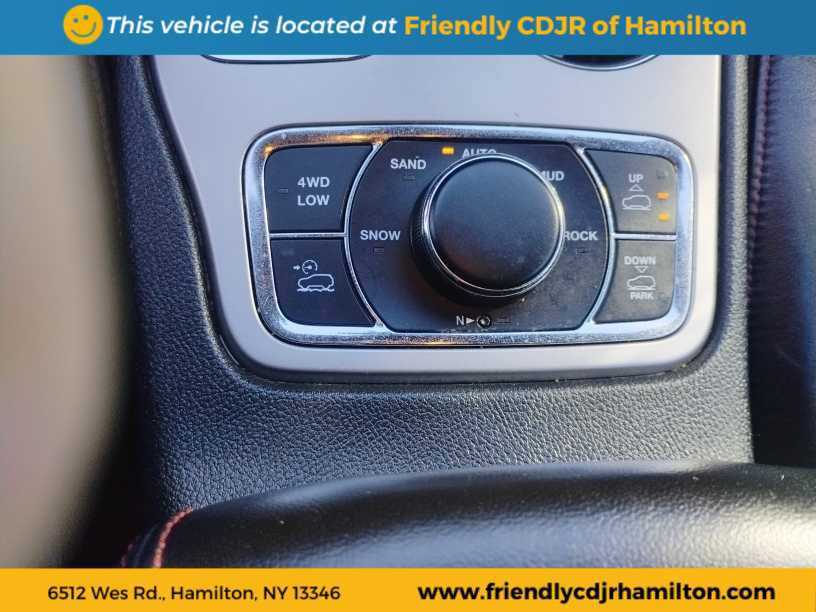 Used 2019 Jeep Grand Cherokee Trailhawk w/ Trailhawk Luxury Group image 16