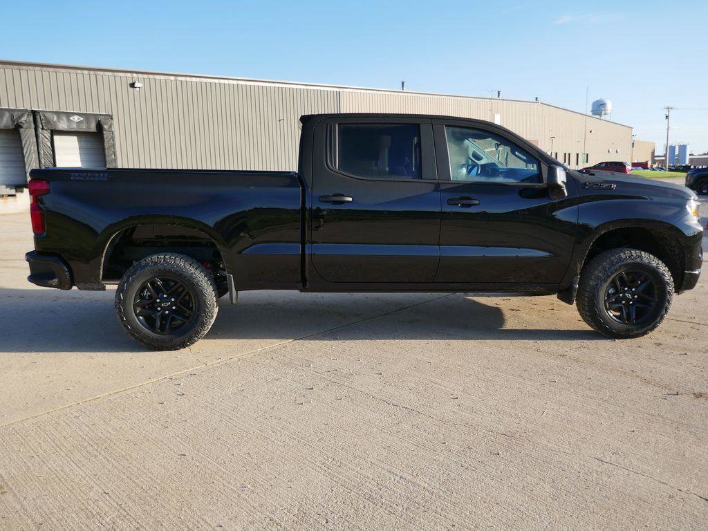 New 2026 Chevrolet Silverado 1500 Custom Trail Boss w/ Dark Appearance Package AWD/4WD image 3