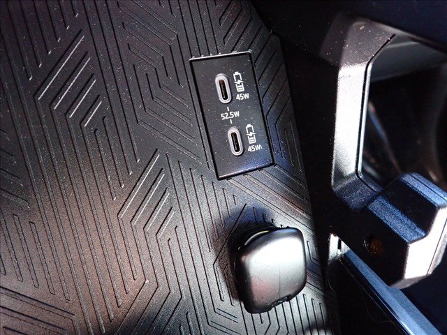 Used 2025 Toyota Tacoma TRD Off-Road AWD/4WD image 17