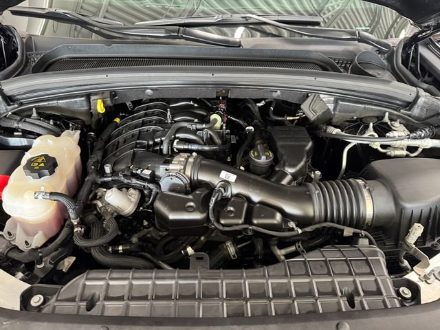 Used 2023 Jeep Grand Cherokee L Limited w/ MOPAR Finishing Package AWD/4WD image 6
