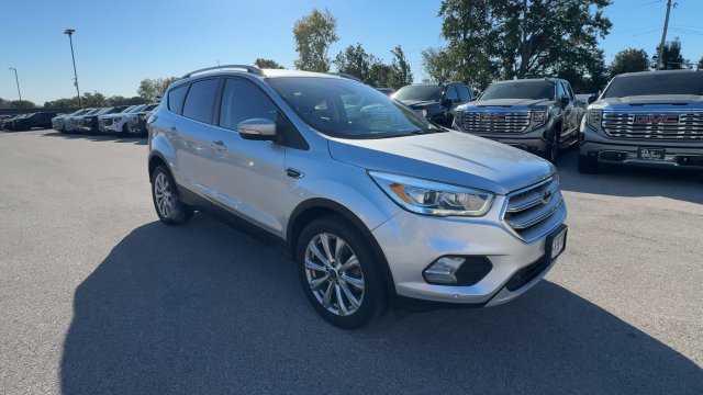 Used 2018 Ford Escape Titanium FWD image 3