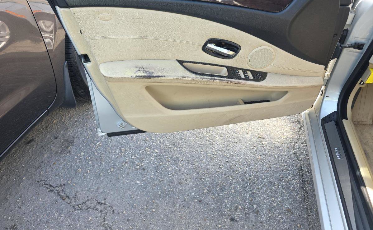 Used 2010 BMW 528i Sedan RWD image 10