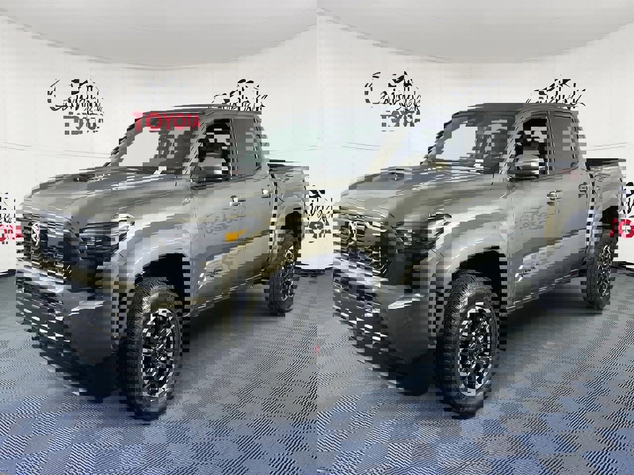 Used 2024 Toyota Tacoma TRD Sport image 2