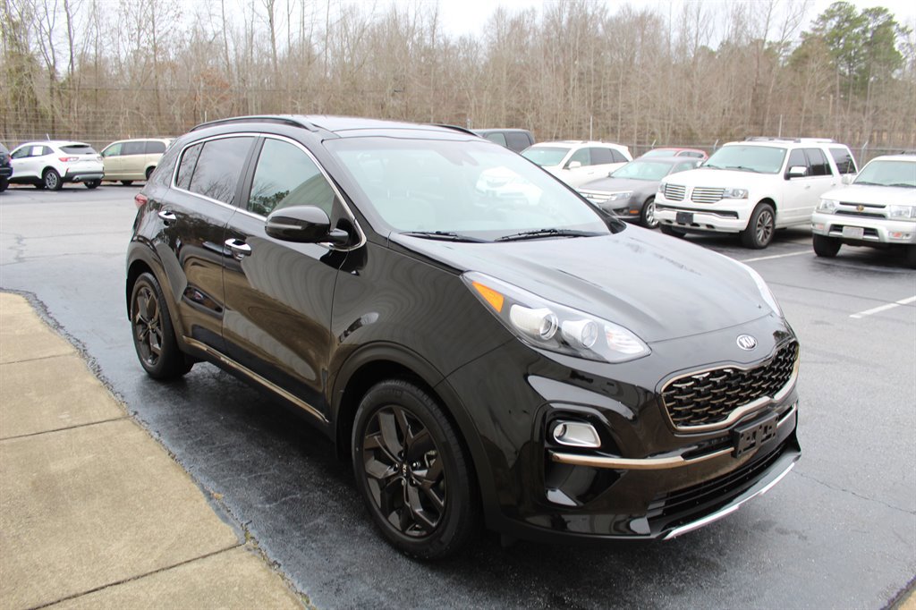 Used 2020 Kia Sportage S w/ S Sunroof Package image 2
