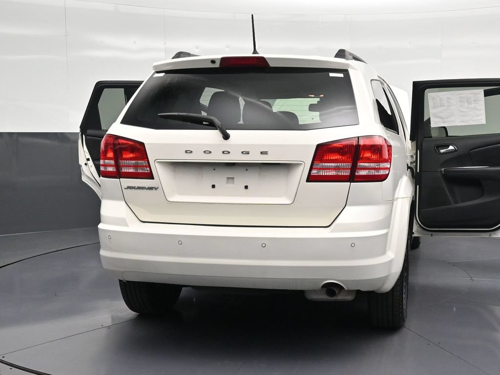 Used 2020 Dodge Journey SE w/ Blacktop Package FWD image 37