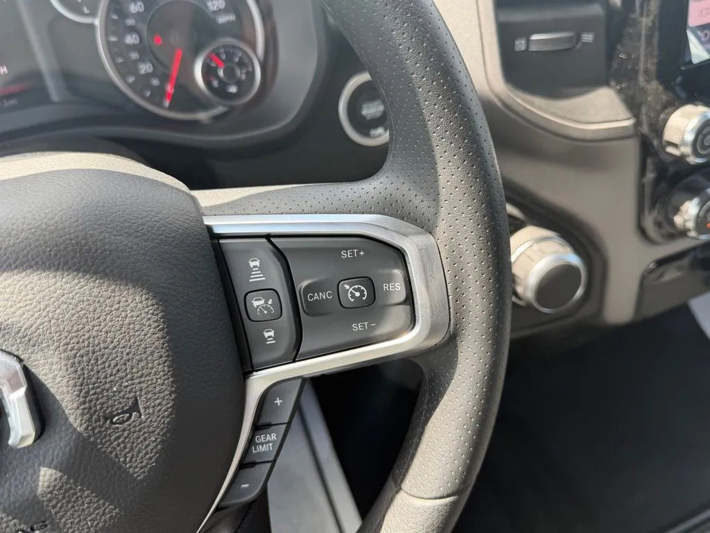 New 2026 RAM 1500 Tradesman AWD/4WD image 17