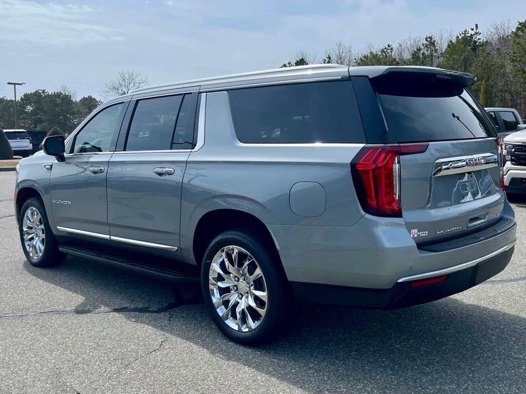 Certified 2023 GMC Yukon XL SLT image 3