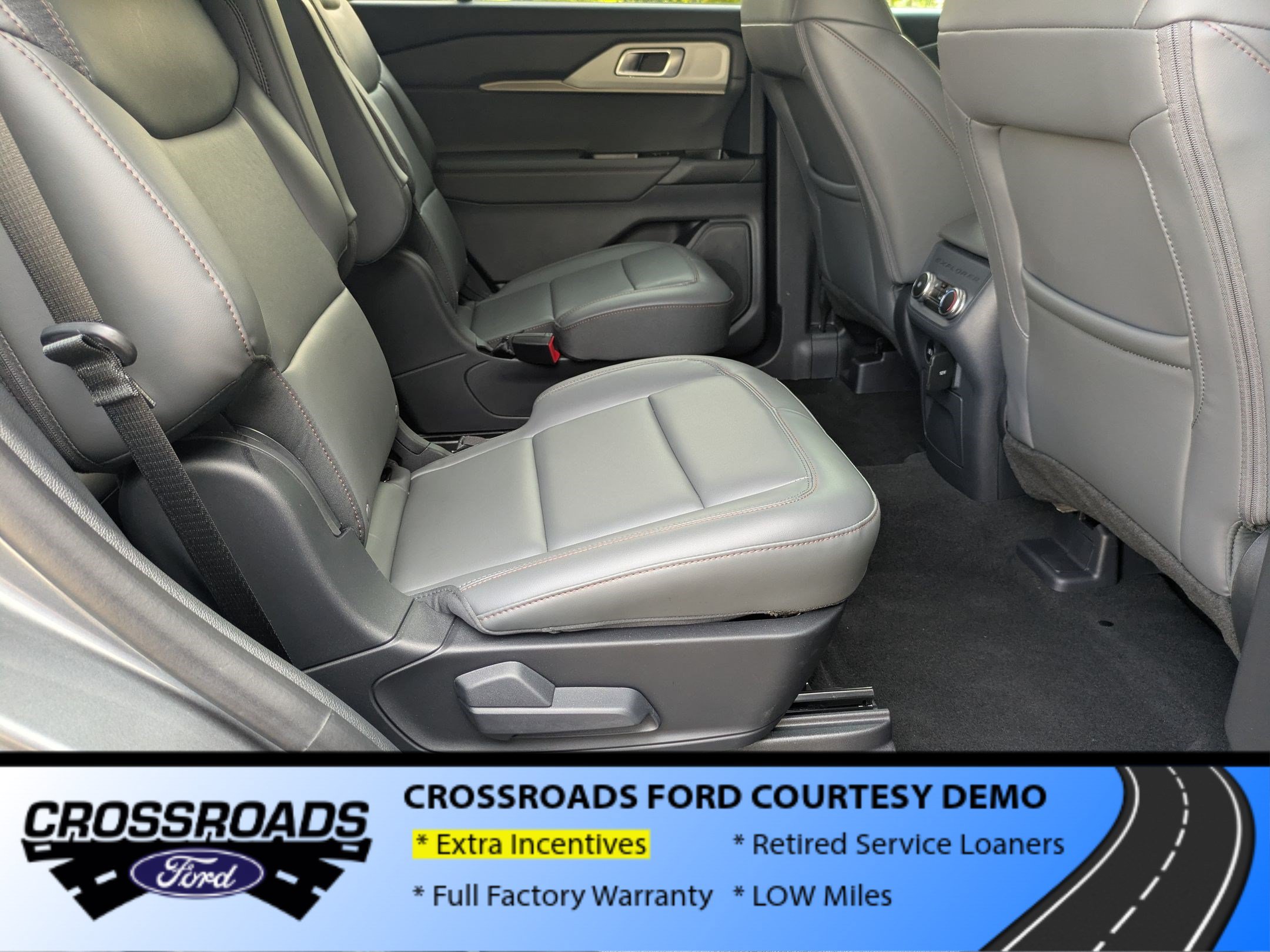 New 2026 Ford Explorer Active w/ Active Comfort Package AWD/4WD image 36
