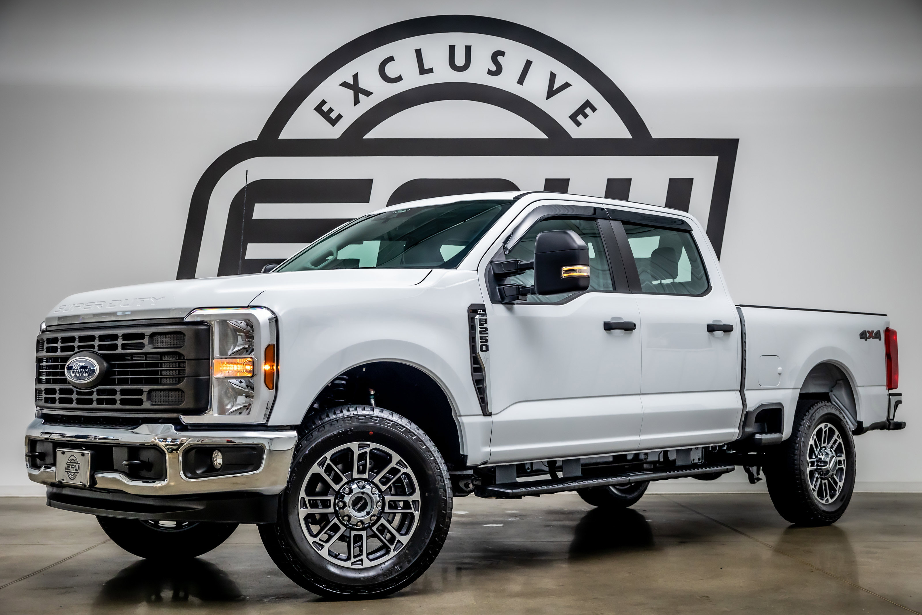 Used 2025 Ford F250 XL w/ XL Chrome Package AWD/4WD image 1