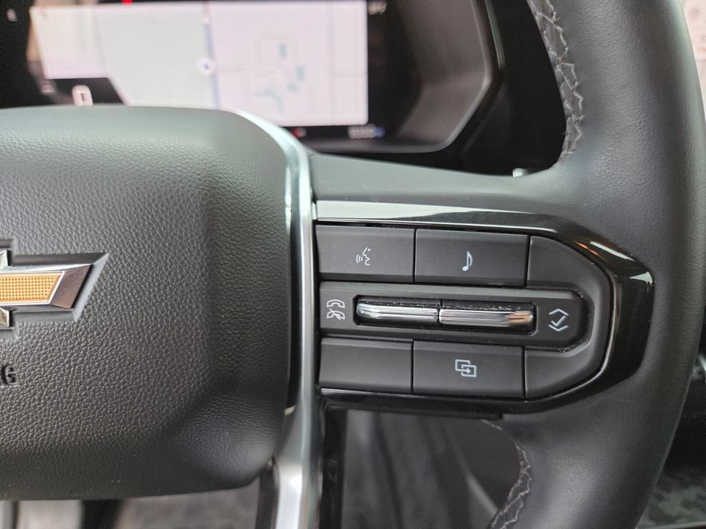 Used 2025 Chevrolet Colorado LT w/ Advanced Trailering Package RWD image 28