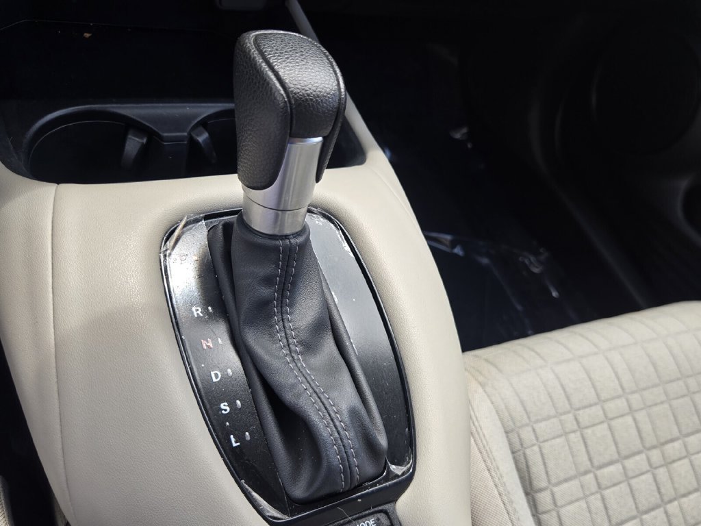 Certified 2025 Honda HR-V LX image 19