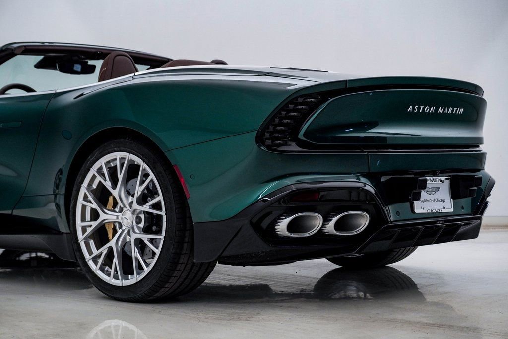 New 2026 Aston Martin Vanquish Convertible image 13