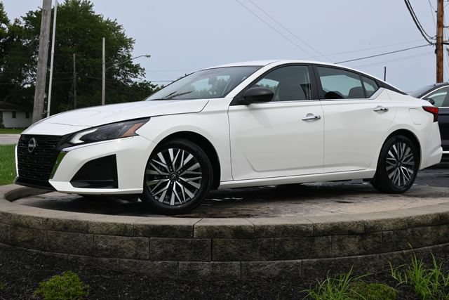 Used 2025 Nissan Altima 2.5 SV