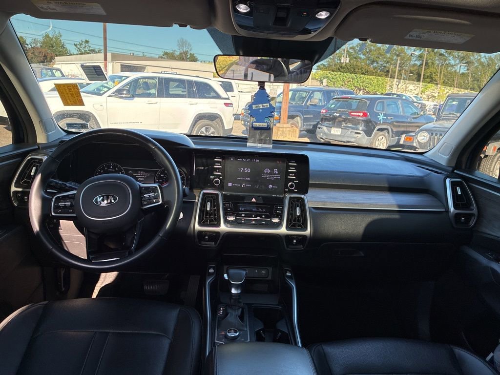 Used 2021 Kia Sorento EX w/ Panoramic Sunroof Package AWD/4WD image 19