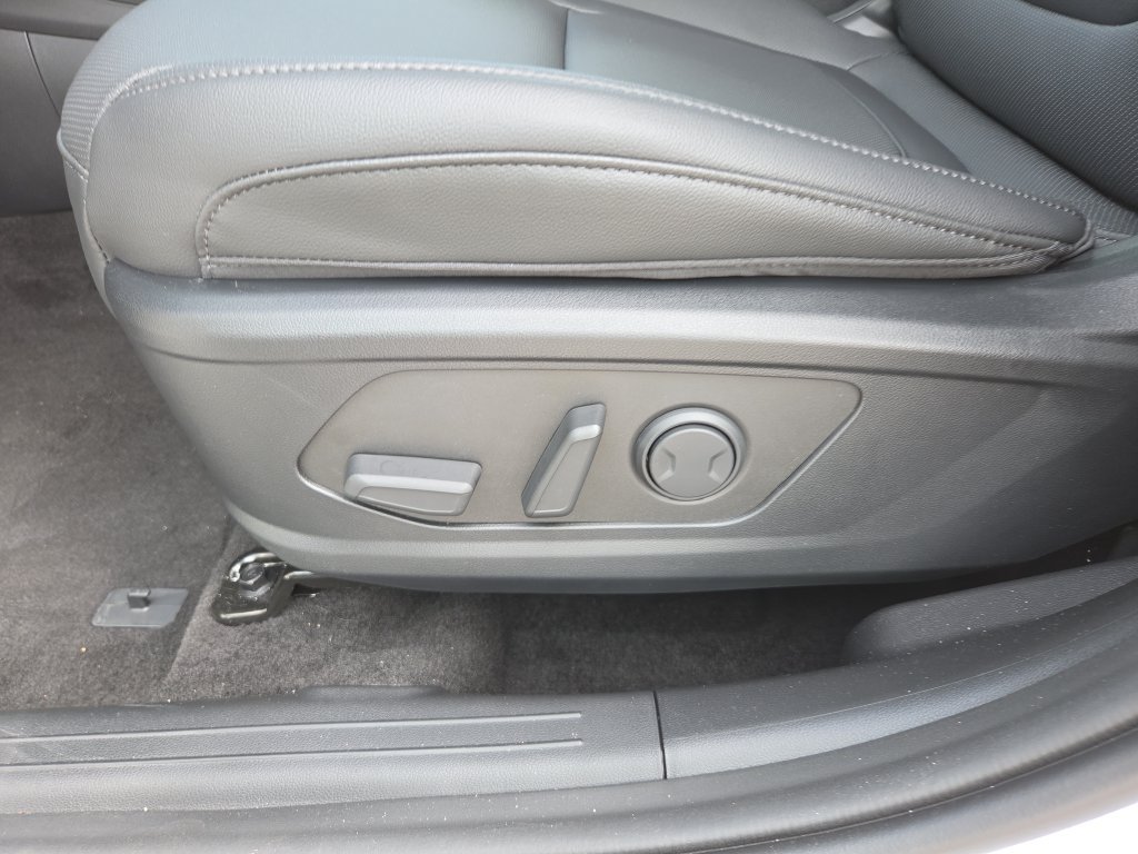 New 2026 Hyundai Tucson SEL Plus FWD image 12