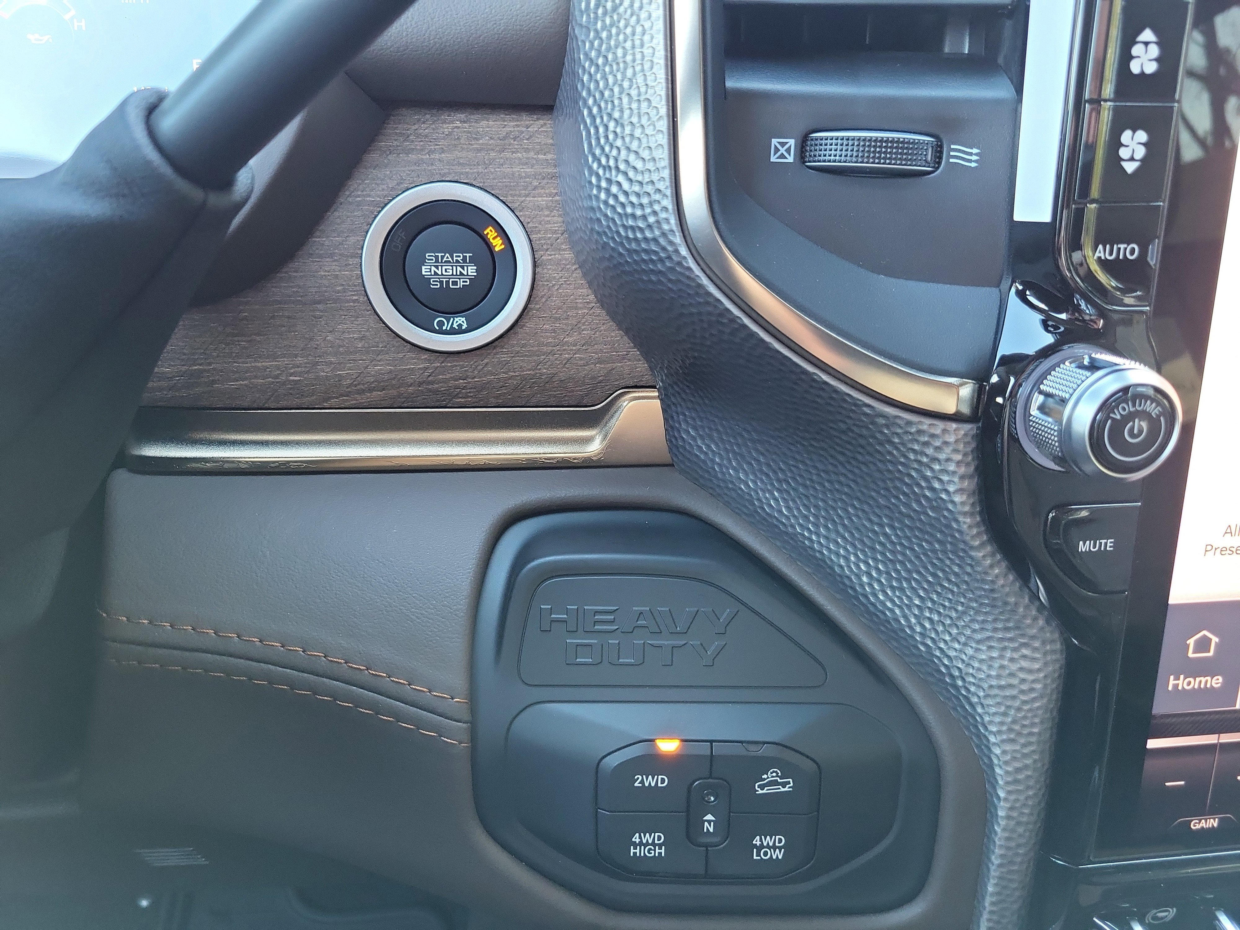 New 2026 RAM 2500 Limited image 29