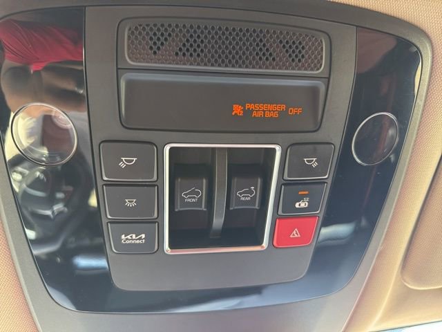 Used 2024 Kia Carnival SX Prestige image 39