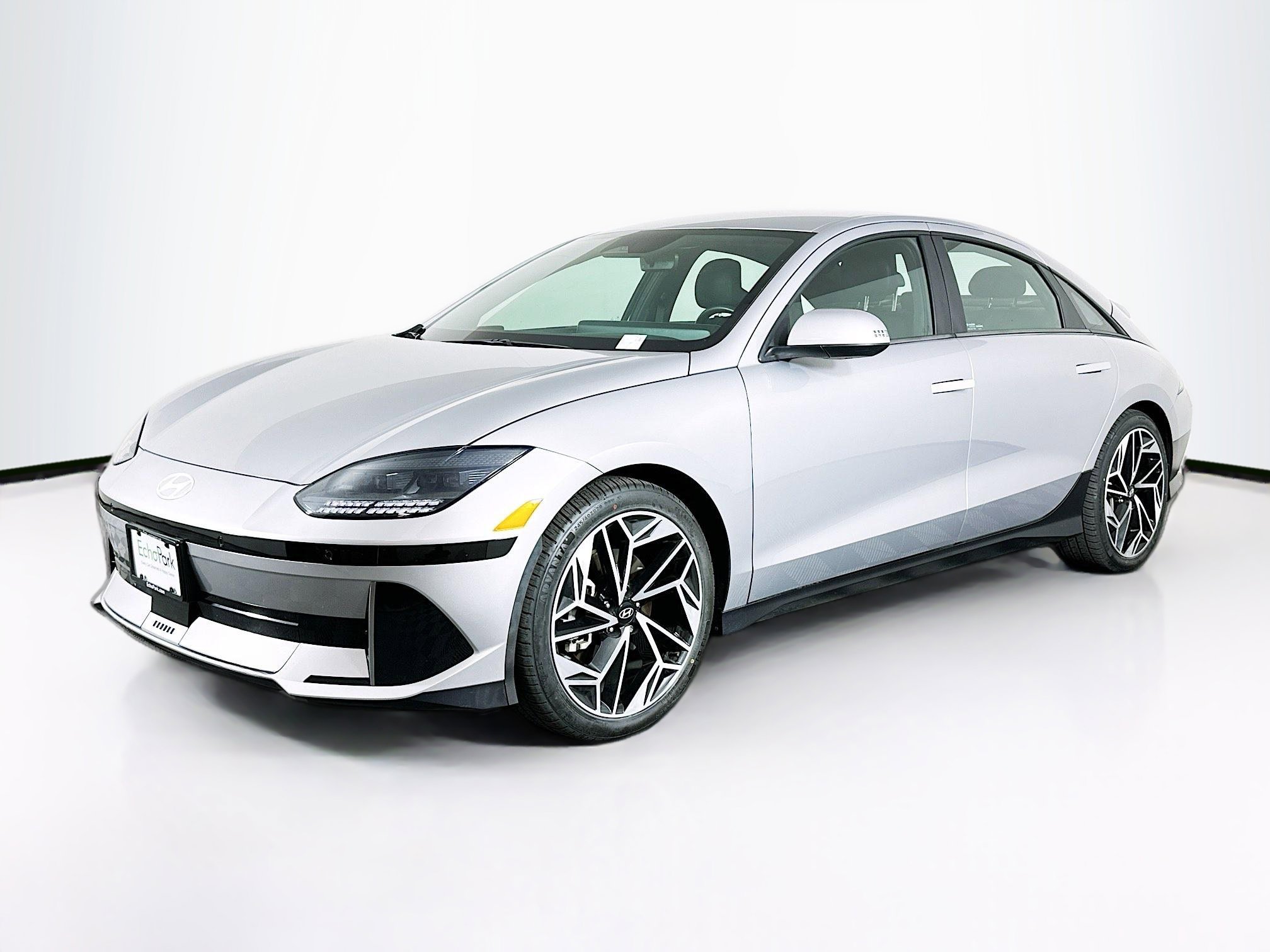 Used 2024 Hyundai Ioniq 6 SEL RWD image 3
