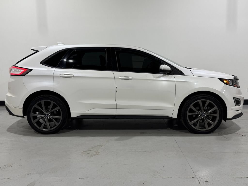 Used 2018 Ford Edge Sport w/ Equipment Group 401A AWD/4WD image 18