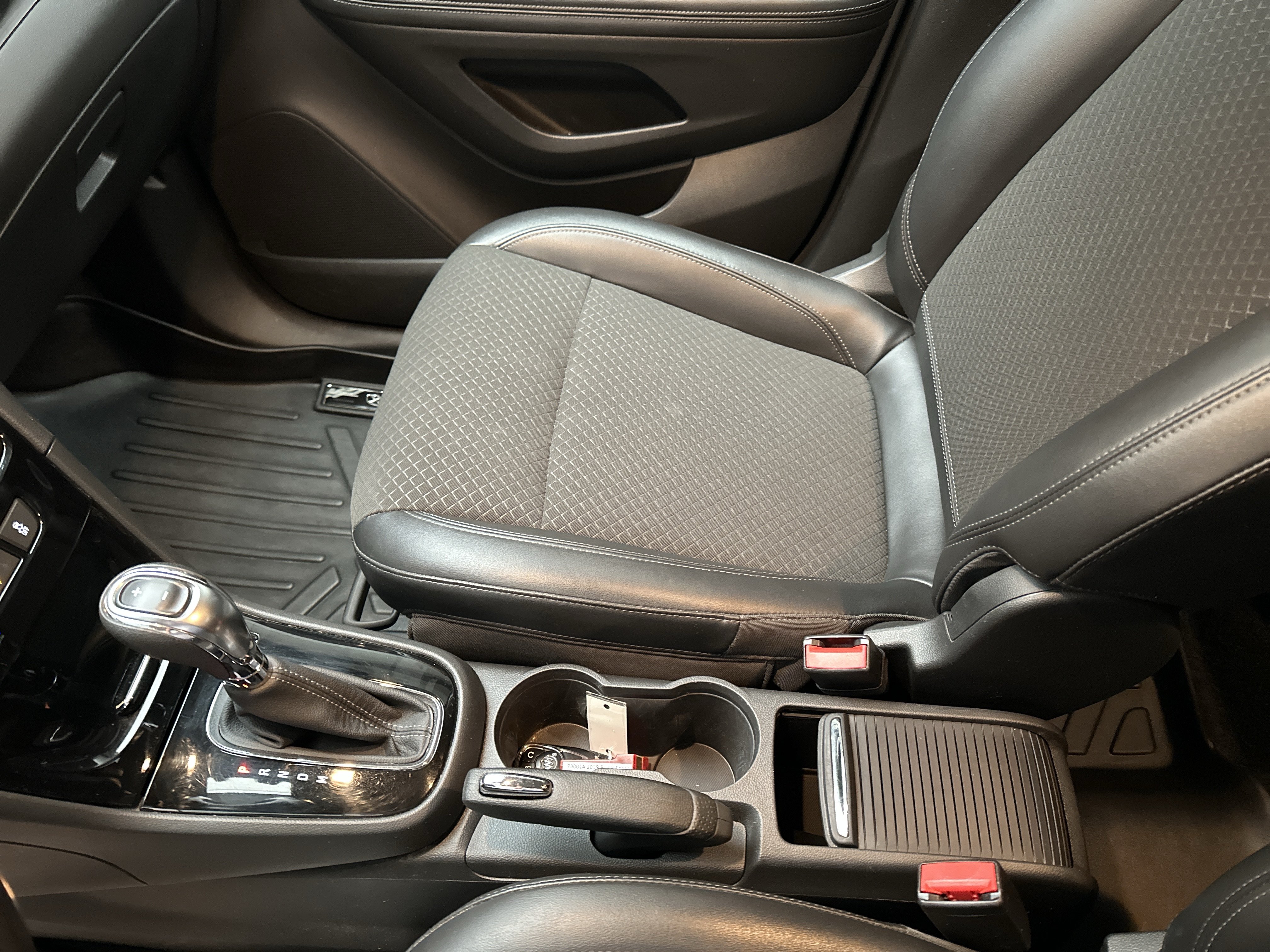 Used 2019 Buick Encore Preferred AWD/4WD image 33