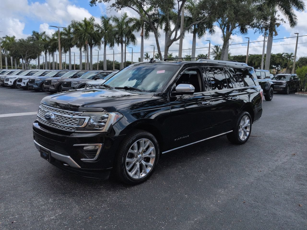 Used 2018 Ford Expedition Max Platinum AWD/4WD image 9