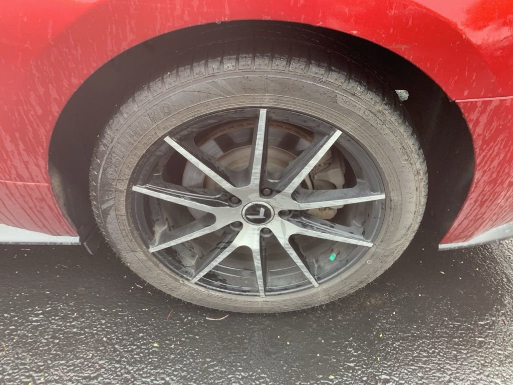 Used 2019 Ford Mustang GT image 9