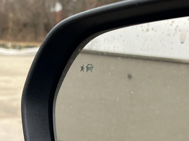 Used 2024 GMC Acadia AT4 w/ Luxury Package image 41