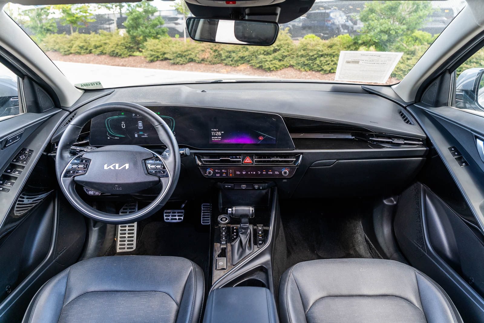 Used 2023 Kia Niro SX Touring FWD image 21