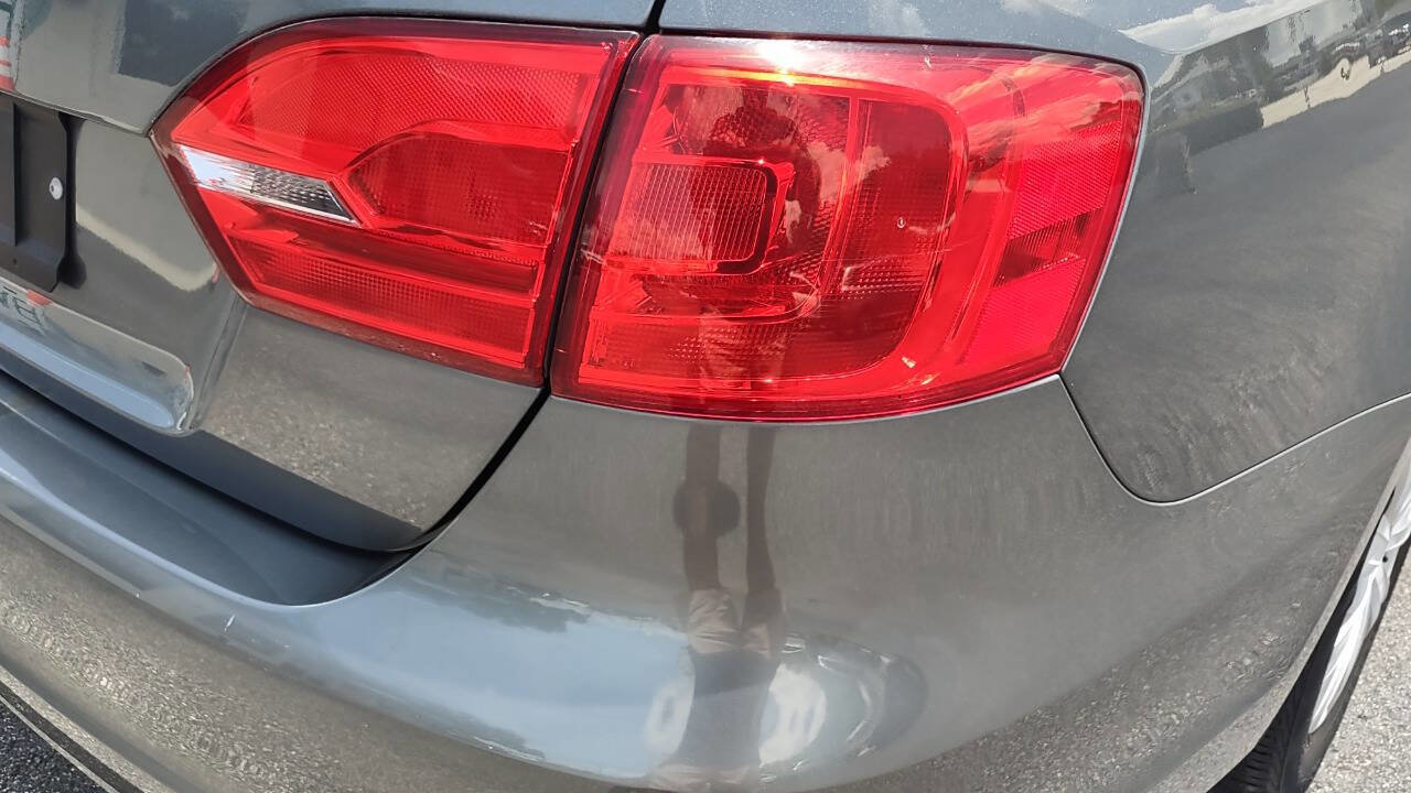 Used 2014 Volkswagen Jetta S image 25