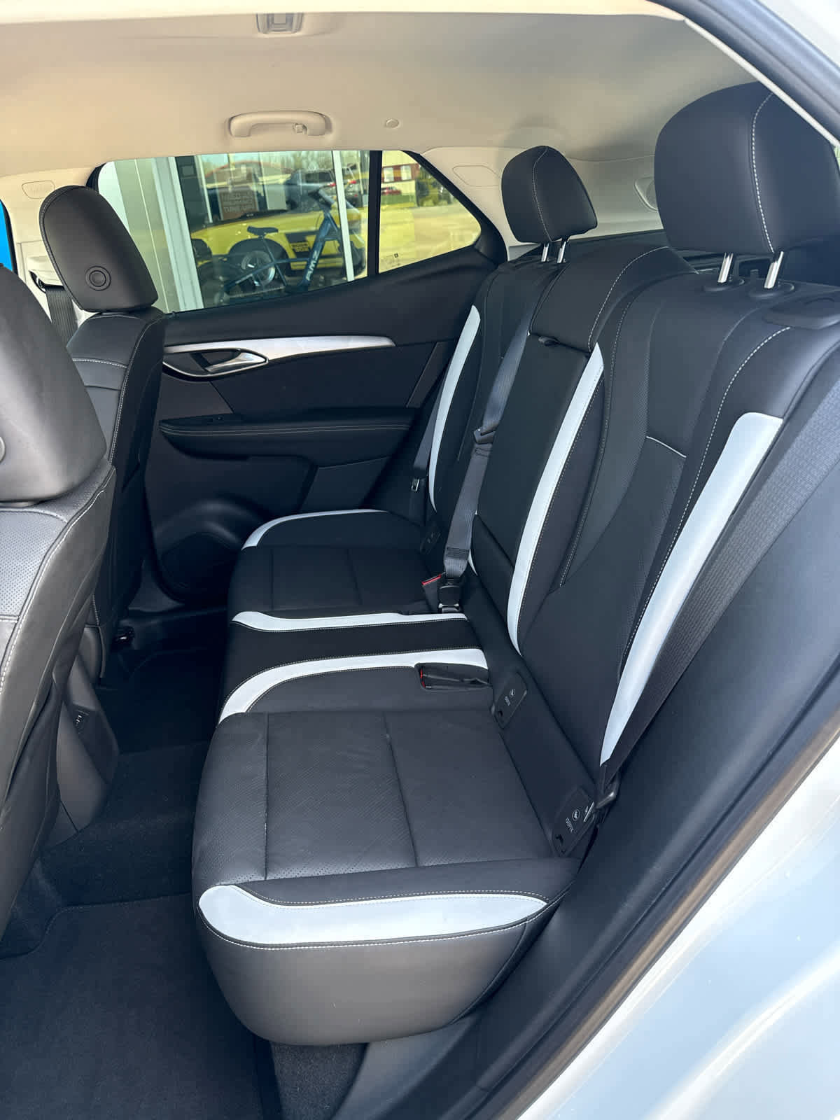 Used 2024 Buick Envision Sport Touring image 23