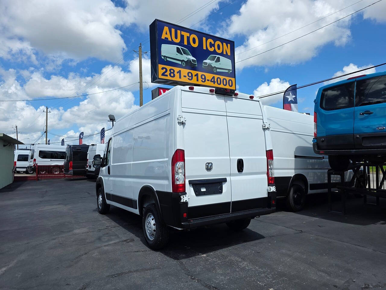 Used 2023 RAM ProMaster 1500 w/ Convenience Group FWD image 2